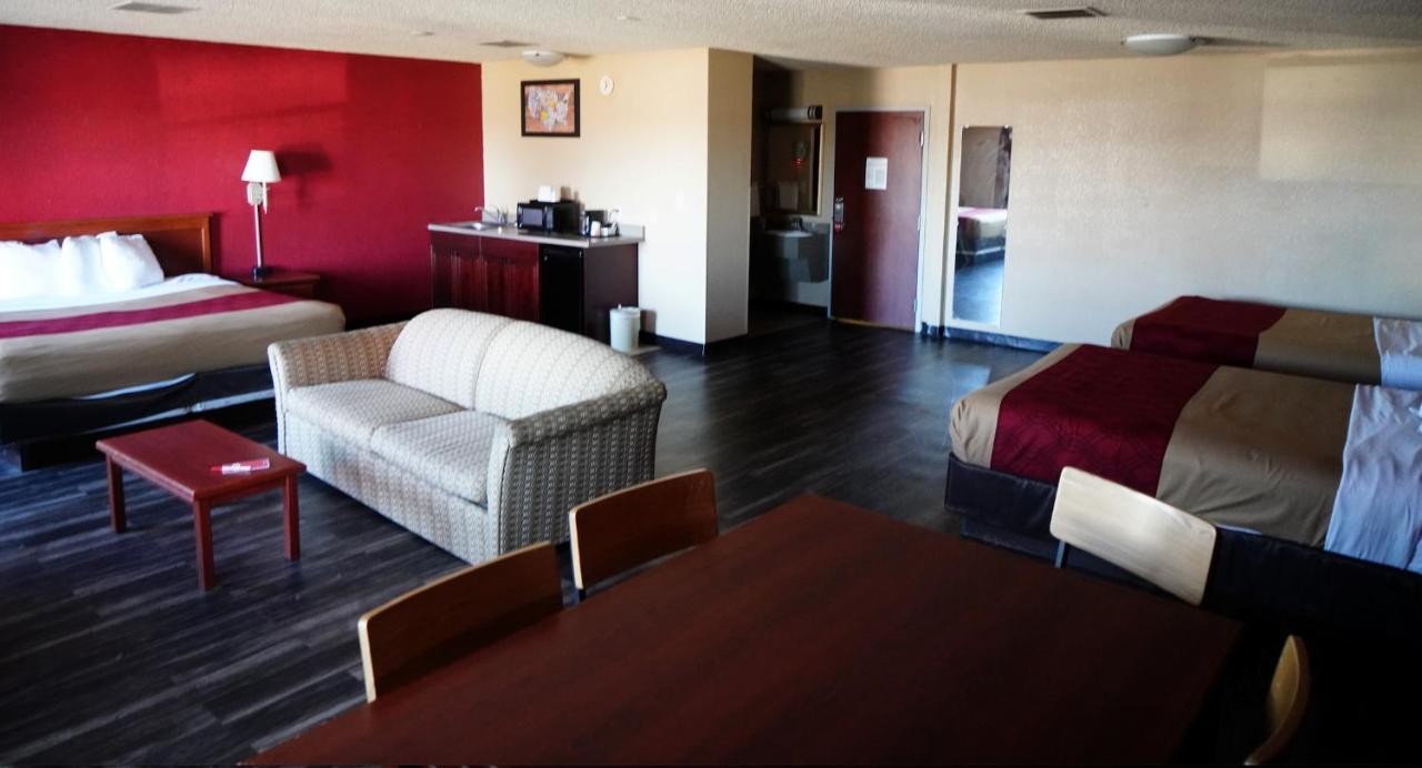 Econo Lodge Inn & Suites Kearney megye Kültér fotó