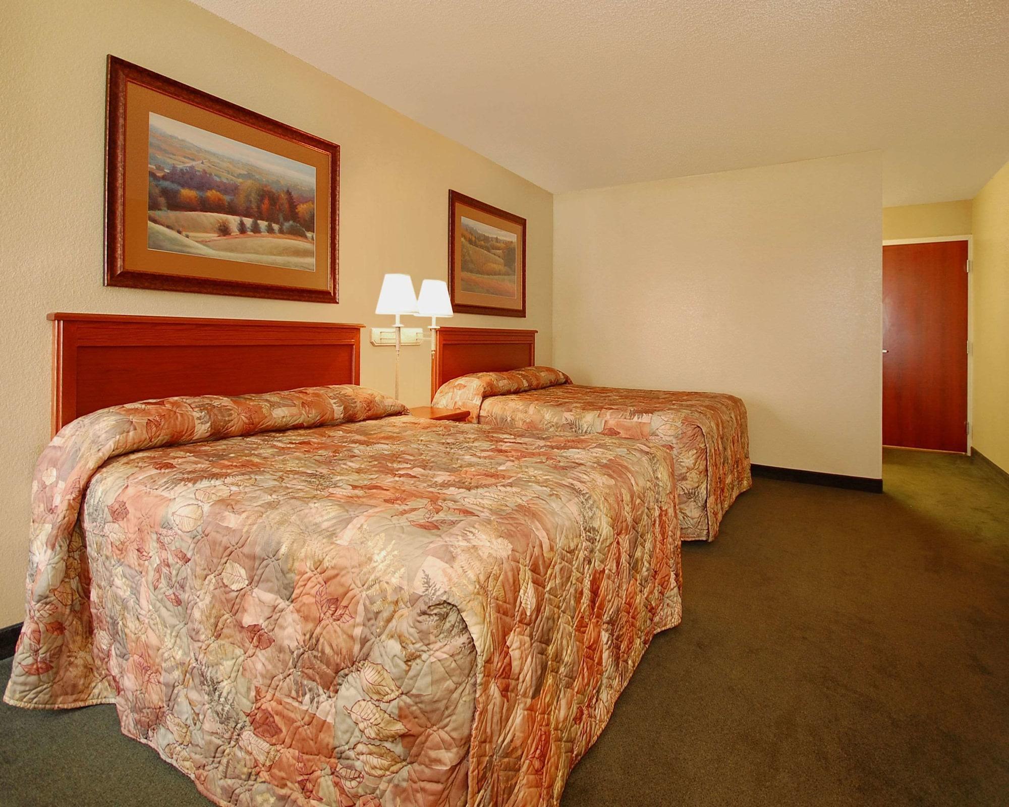 Econo Lodge Inn & Suites Kearney megye Kültér fotó