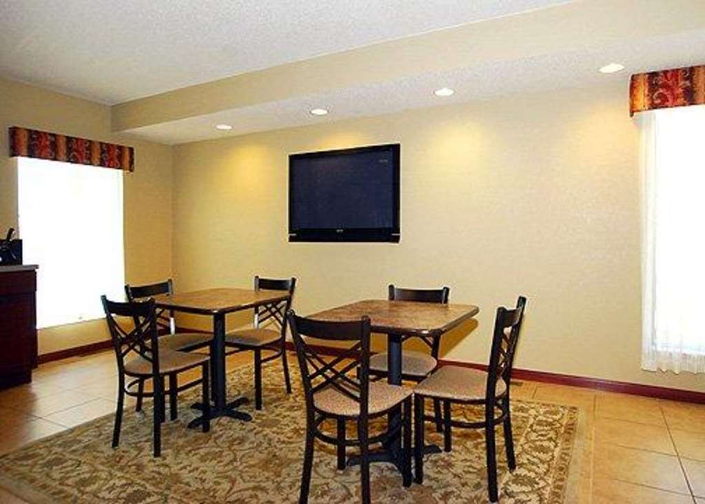 Econo Lodge Inn & Suites Kearney megye Étterem fotó